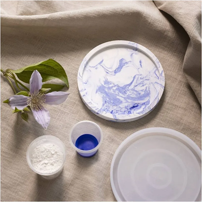Kreativ Set Harzgießen, Rundes Tablett mit Marmorierung, Blau, Weiß, 1 Pck