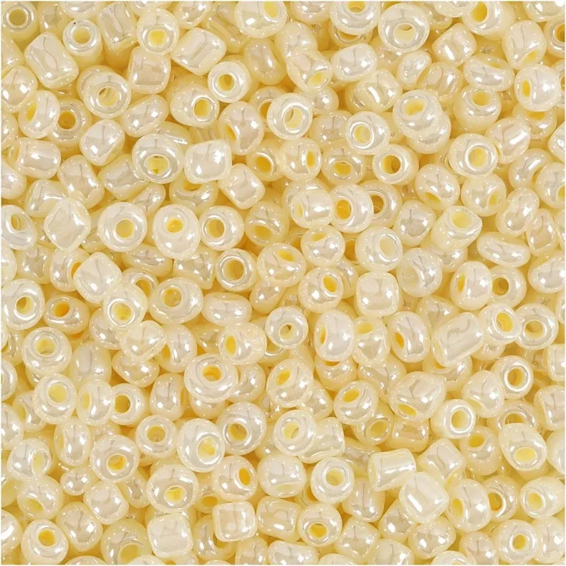 Rocailles-Perlen, D 3 mm, Größe 8/0, Lochgröße 0,6-1,0 mm, Elfenbein, 500 g/ 1 Pck