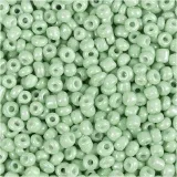 Rocailles-Perlen, D 3 mm, Größe 8/0, Lochgröße 0,6-1,0 mm, Hellgrün, 25 g/ 1 Pck